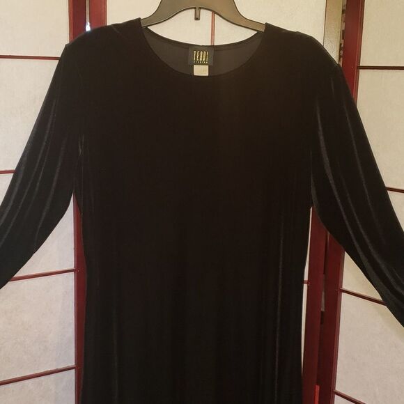 Teddi Evening Velvety Soft Black Dress - Picture 2 of 7